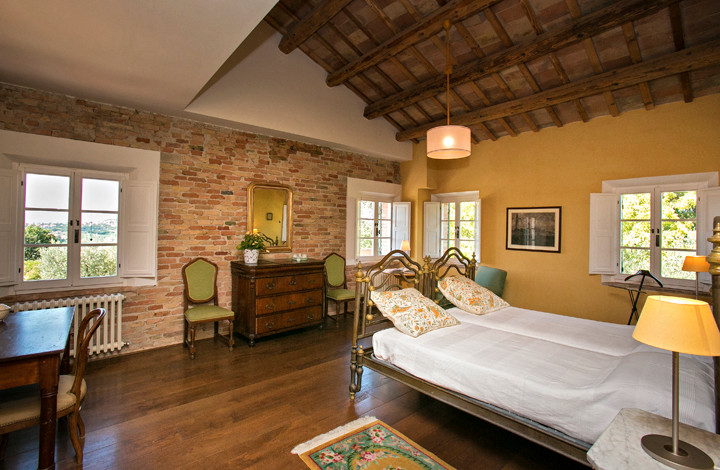 monteduccia-a-bedroom-3
