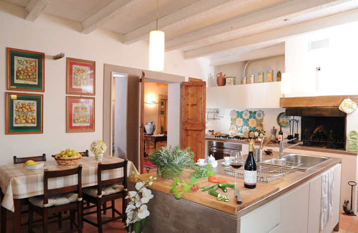 monteduccia-kitchen-2